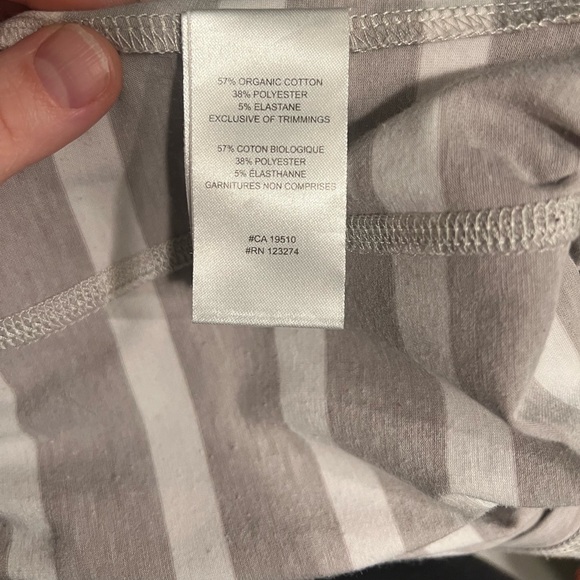 Lolë Montréal Striped Dress - Size Medium (Gray & White) - Picture 6 of 6